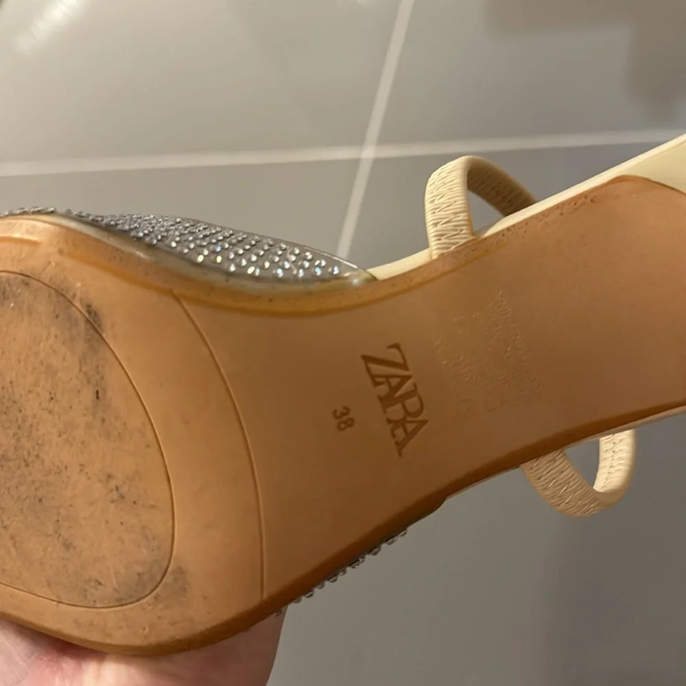 Zara sparkly heels size 38 - Picture 2 of 4